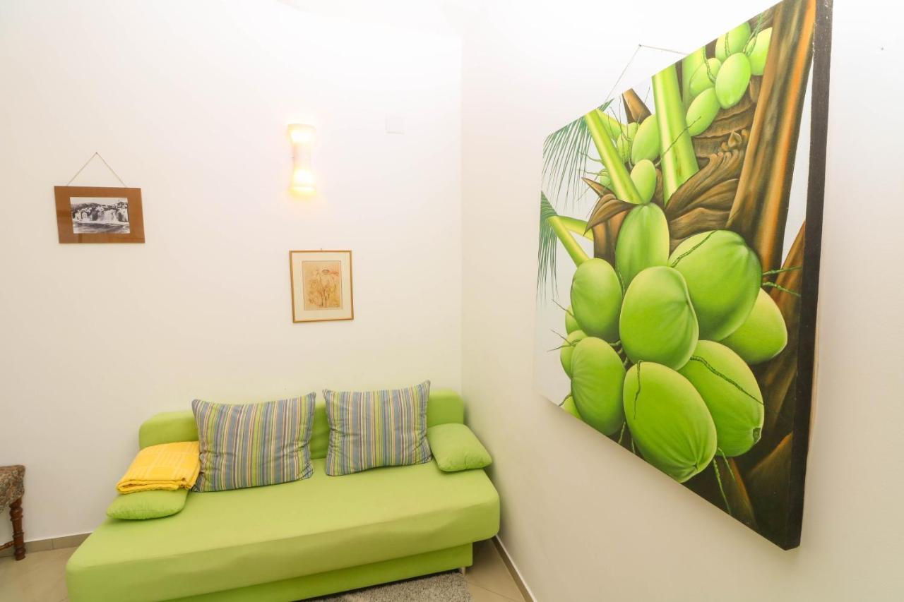 Apartments Blue And Green With Balcony باشْكا المظهر الخارجي الصورة